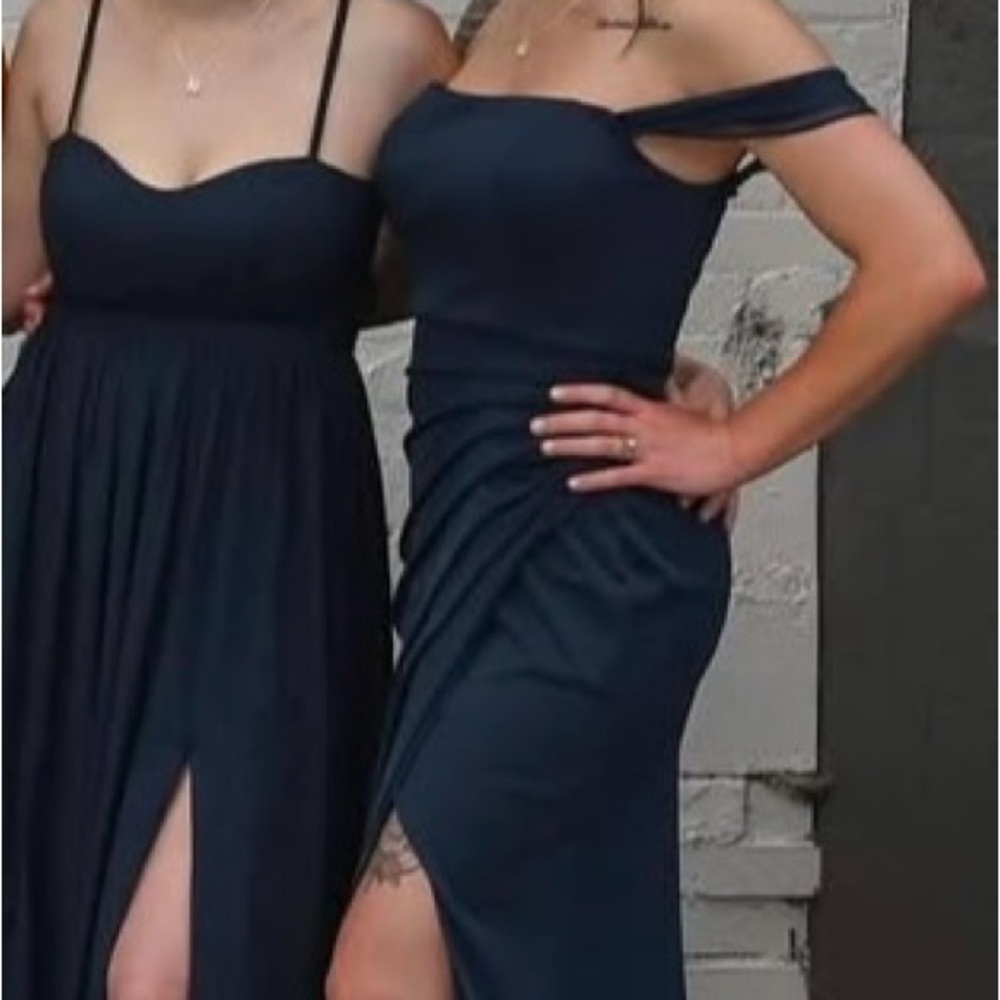 🩵 Azazie “Kit” Dress – Dark Navy – Size A4